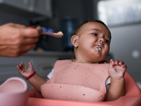 Baby rejecting food